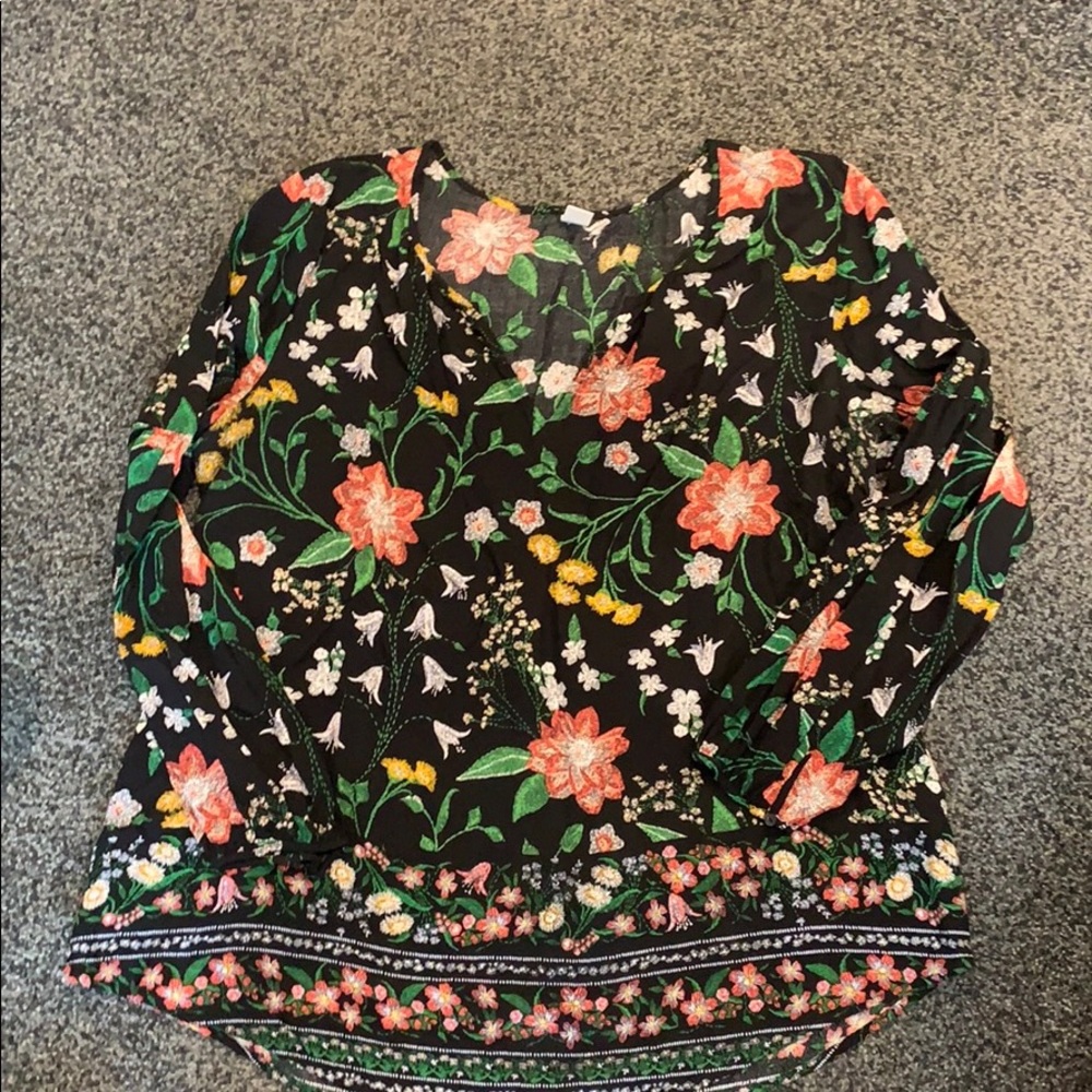 Old Navy Floral Blouse/Top - Black background